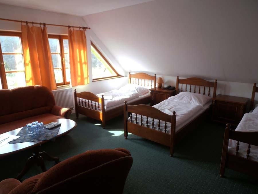 科罗尔酒店 多乌德莱比 客房 照片